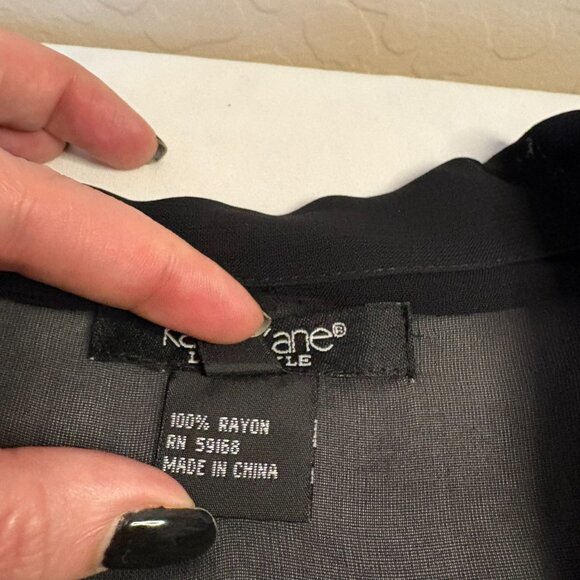 Karen Kane Black 100% Rayon Floral Embroidered Button Down Long Sleeve Blouse - Picture 9 of 10